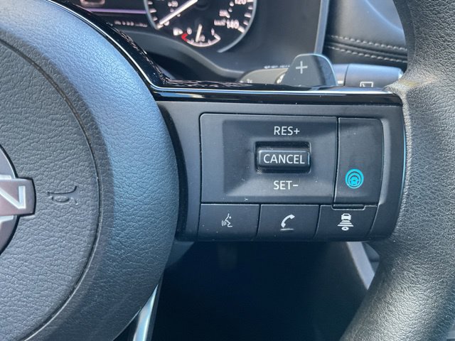 Used 2023 Nissan Rogue SV AWD/4WD image 22