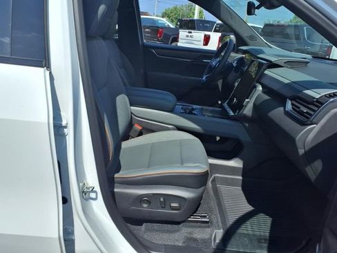 New 2025 GMC Acadia AT4 w/ Super Cruise Package image 21