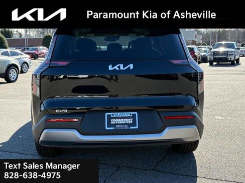 New 2026 Kia EV9 Wind image 5