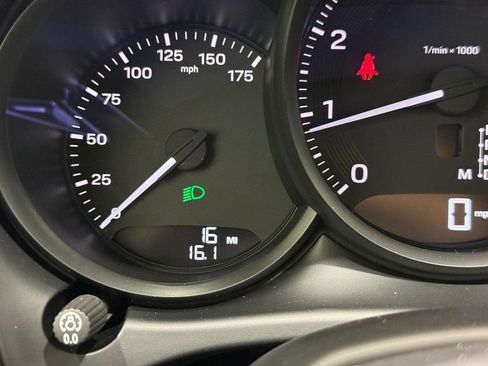 Used 2026 Porsche Macan image 22