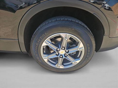 Used 2023 Chevrolet Blazer LT w/ Driver Confidence Package FWD image 9