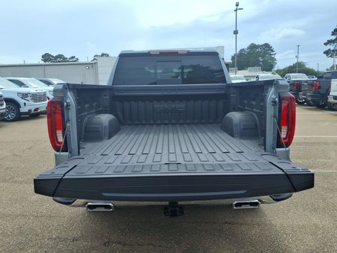 New 2026 GMC Sierra 1500 SLT w/ SLT Premium Plus Package AWD/4WD image 6