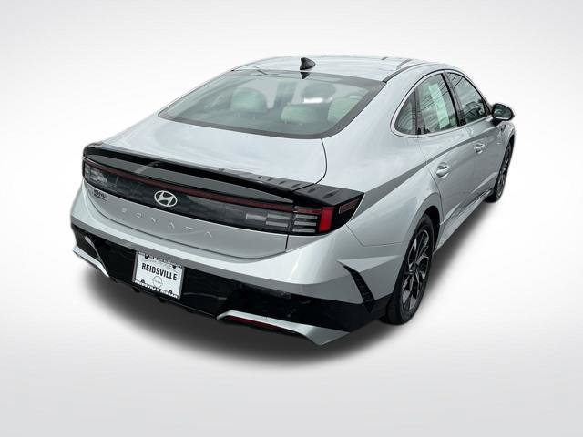 Used 2025 Hyundai Sonata SEL FWD image 6