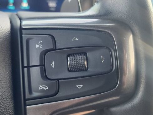Used 2023 Chevrolet Silverado 1500 High Country w/ Technology Package AWD/4WD image 27