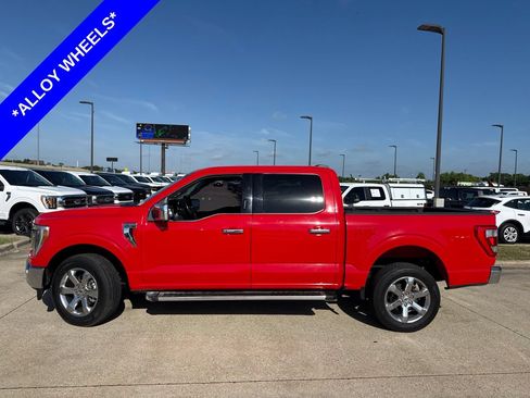 Used 2022 Ford F150 Lariat w/ Equipment Group 502A High AWD/4WD image 3