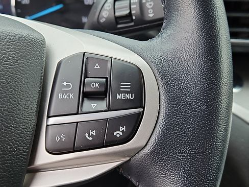 Certified 2022 Ford Explorer XLT w/ Equipment Group 202A image 23