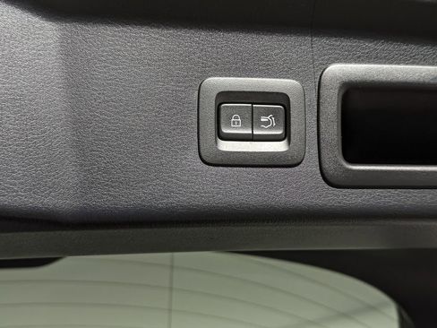 Used 2023 MAZDA CX-30 AWD 2.5 S w/ Premium Package image 48