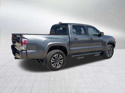 Used 2022 Toyota Tacoma TRD Sport w/ Technology Package RWD image 7