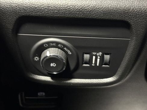 New 2026 Jeep Grand Cherokee Limited w/ Limited Altitude Package AWD/4WD image 19