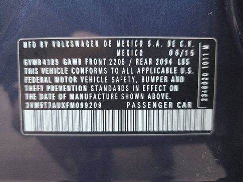 Used 2015 Volkswagen GTI SE image 25