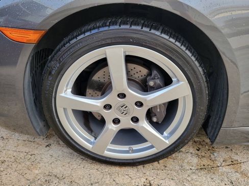 Used 2023 Porsche 718 Boxster RWD image 30