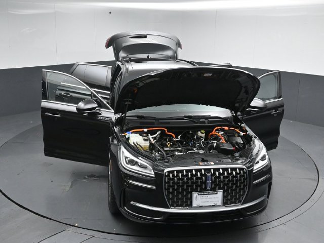 Certified 2025 Lincoln Corsair Grand Touring AWD/4WD image 54