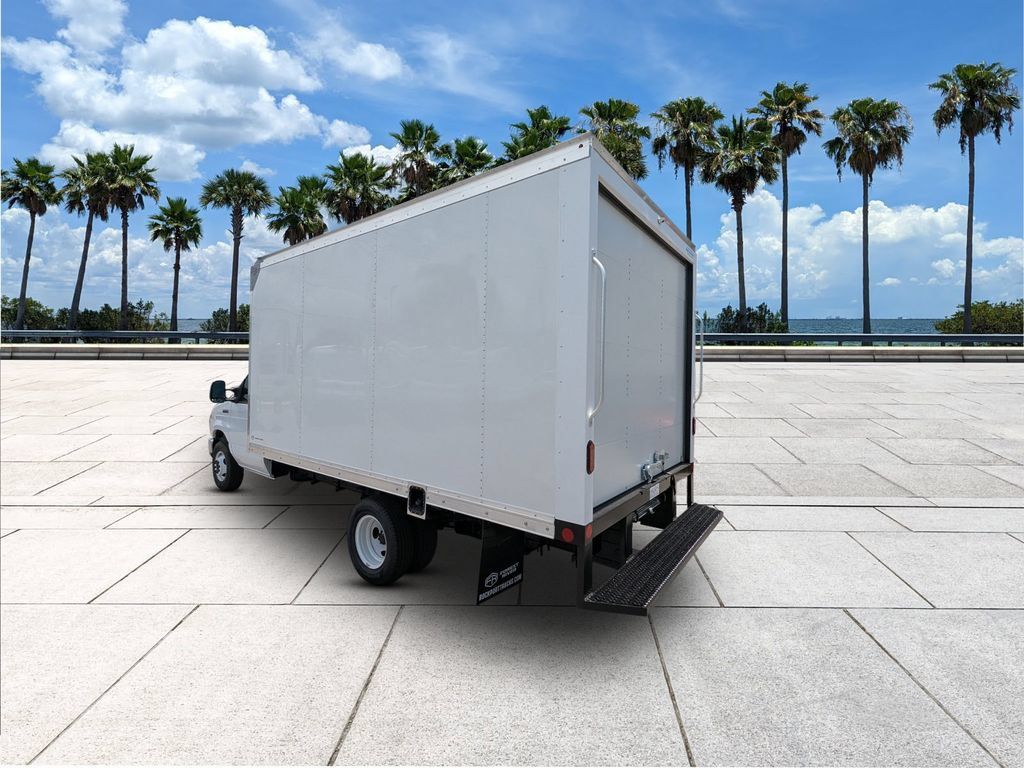 New 2026 Ford E-350 and Econoline 350 Super Duty w/ Power Equipment Group RWD image 7
