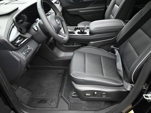 New 2026 Chevrolet Equinox RS w/ Convenience Package III image 7