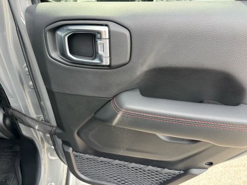 Used 2023 Jeep Wrangler Unlimited Rubicon w/ Steel Bumper Group AWD/4WD image 20