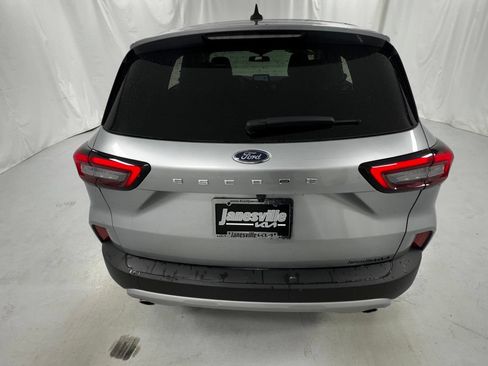 Used 2024 Ford Escape Active AWD/4WD image 4
