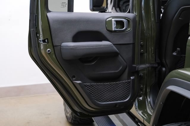 Used 2024 Jeep Wrangler Unlimited Rubicon 392 AWD/4WD image 98