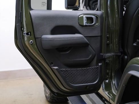 Used 2024 Jeep Wrangler Unlimited Rubicon 392 image 98