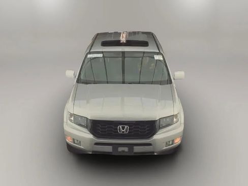 Used 2014 Honda Ridgeline SE image 3