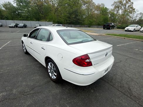 Used 2005 Buick LaCrosse CXS w/ Gold Convenience Package FWD image 4