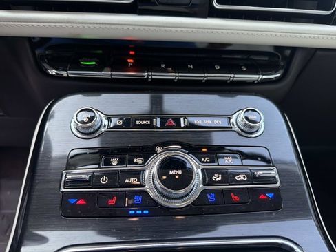 Certified 2022 Lincoln Nautilus Black Label AWD/4WD image 33