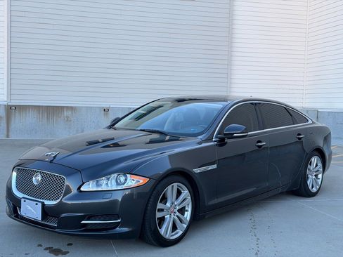 Used 2014 Jaguar XJ L Portfolio image 3