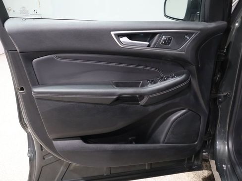 Used 2024 Ford Edge Titanium w/ Equipment Group 301A image 13