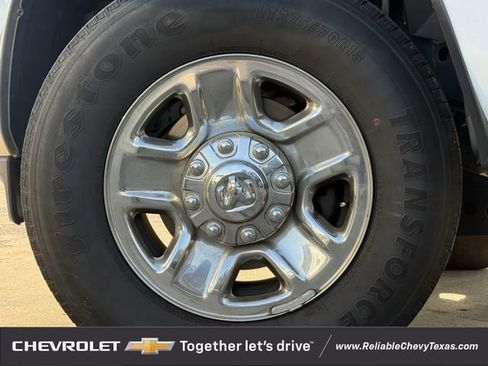 Used 2024 RAM 2500 Tradesman w/ Chrome Appearance Group image 10