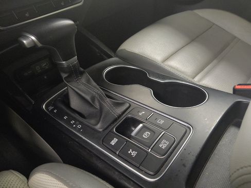 Used 2020 Kia Sorento SX AWD/4WD image 26