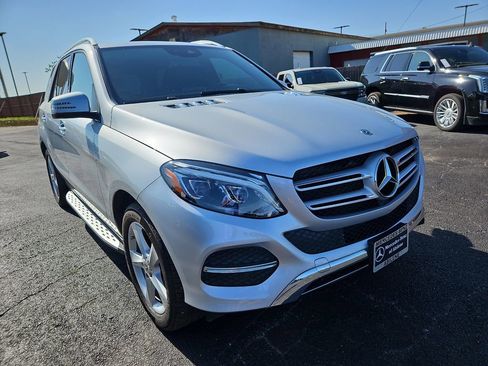 Certified 2018 Mercedes-Benz GLE 350 4MATIC w/ Premium 2 Package image 11