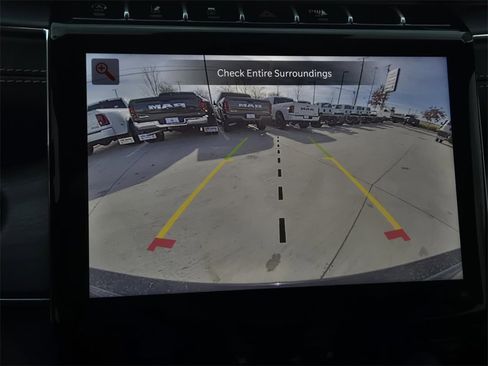 New 2025 Jeep Grand Cherokee Overland w/ Luxury Tech Group IV image 19