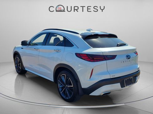 Certified 2025 INFINITI QX55 Essential image 2