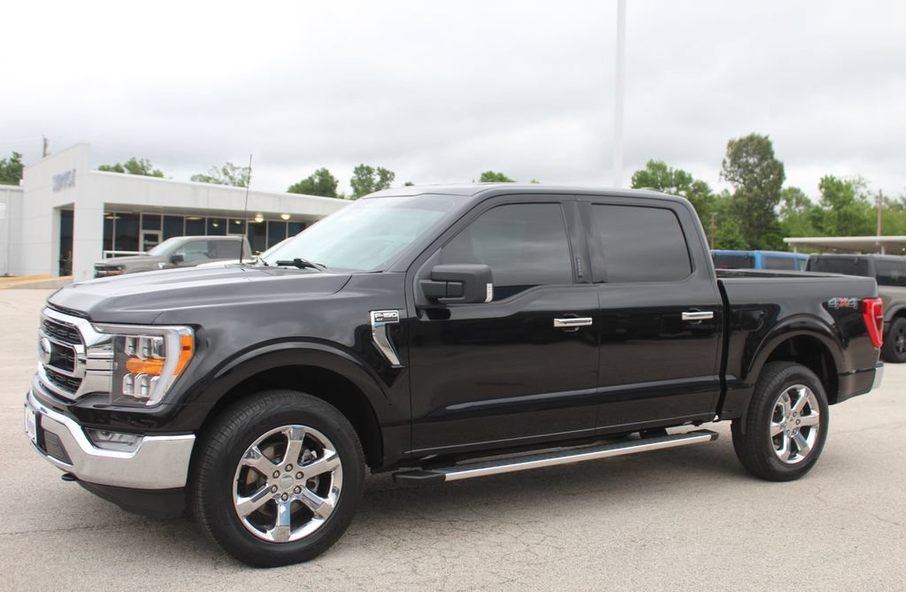 Used 2023 Ford F150 XLT w/ Equipment Group 302A High AWD/4WD image 3