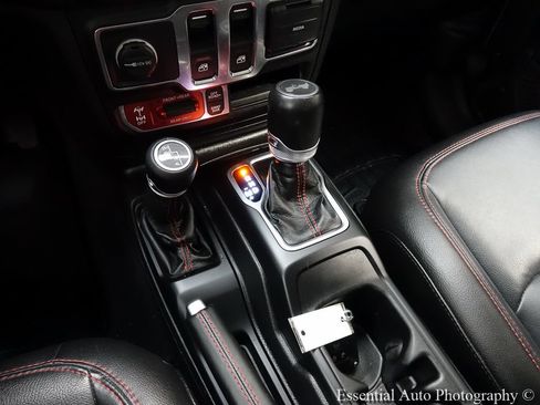 Used 2021 Jeep Wrangler Rubicon AWD/4WD image 18