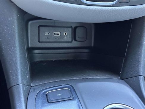 Used 2023 Chevrolet Equinox LS w/ Driver Confidence II Package image 10