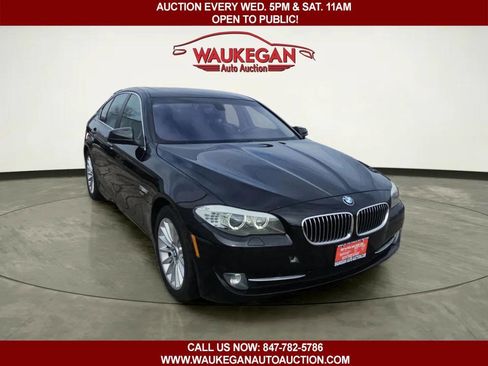 Used 2011 BMW 535i xDrive 535i xDrive AWD 4dr Sedan image 3