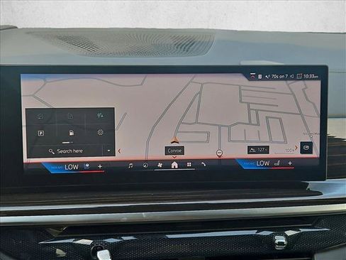 Used 2024 BMW X7 xDrive40i w/ M Sport Package AWD/4WD image 13