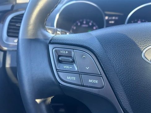 Used 2017 Hyundai Santa Fe Sport image 19