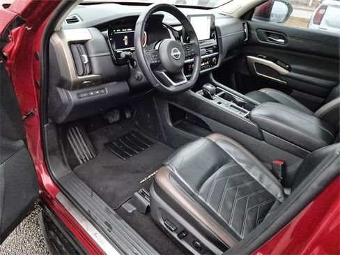 Certified 2023 Nissan Pathfinder Platinum w/ Lighting Package (N93) image 20