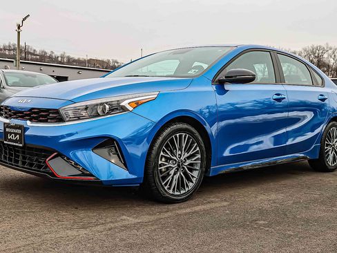 Certified 2023 Kia Forte GT-Line image 3