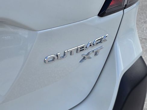 Certified 2025 Subaru Outback Limited XT AWD/4WD image 8