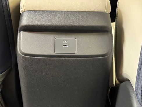 New 2026 Nissan Sentra SL FWD image 17