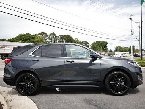 Used 2020 Chevrolet Equinox LT w/ Sport Edition FWD image 11