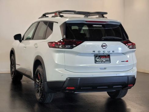 New 2026 Nissan Rogue SV image 27