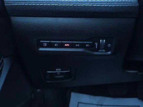 New 2026 Jeep Cherokee Laredo AWD/4WD image 28