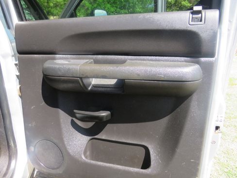 Used 2013 Chevrolet Silverado 3500 LT image 22