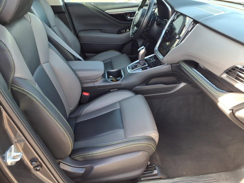 Certified 2024 Subaru Outback Onyx Edition AWD/4WD image 18