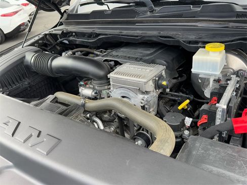 Used 2022 RAM 1500 Limited w/ Body Color Bumper Group image 24