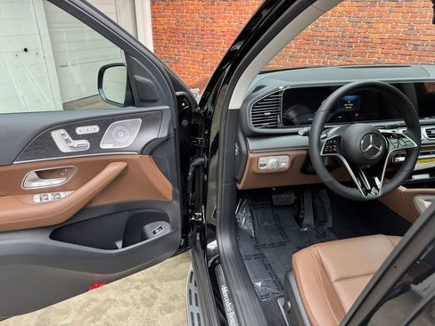 New 2026 Mercedes-Benz GLE 450 4MATIC image 9