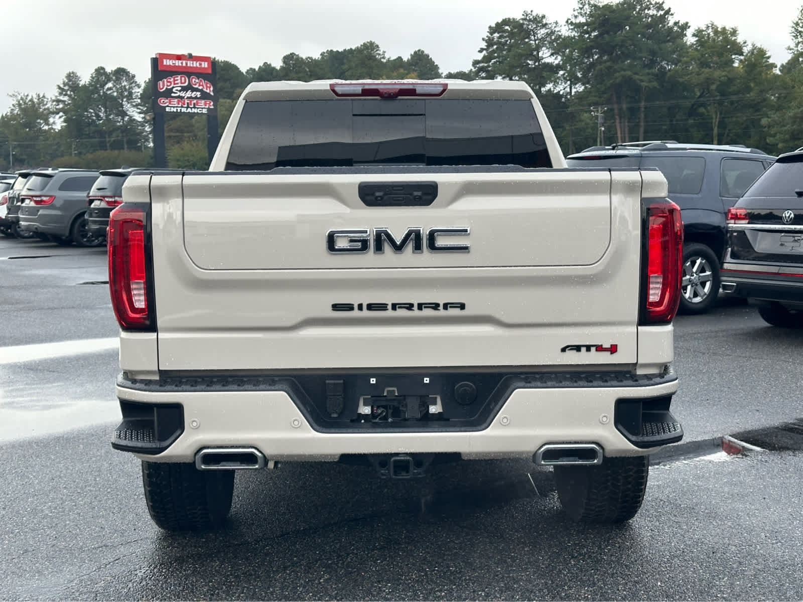 Used 2026 GMC Sierra 1500 AT4 w/ AT4 Premium Package AWD/4WD image 8